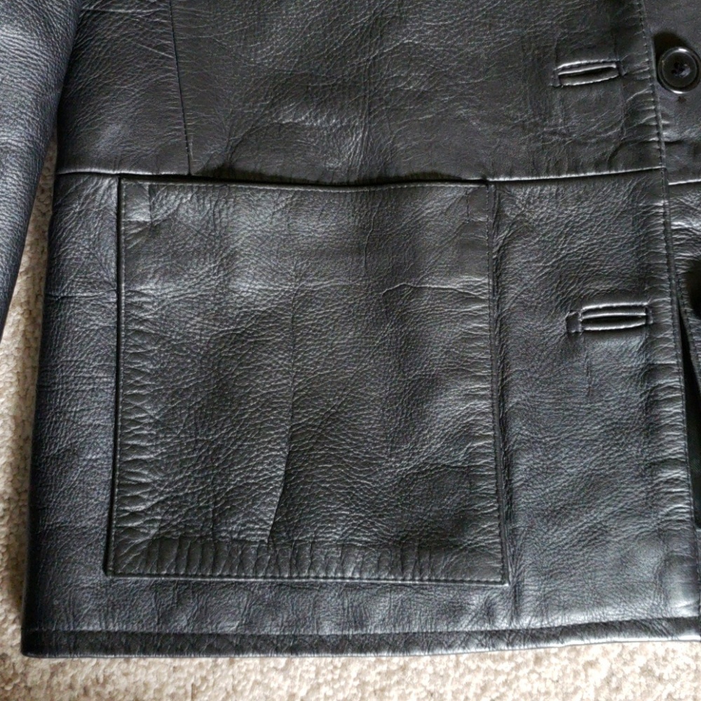 100% LEATHER MED GAP COAT 12+yrs old GUC no tears - Picture 4 of 8